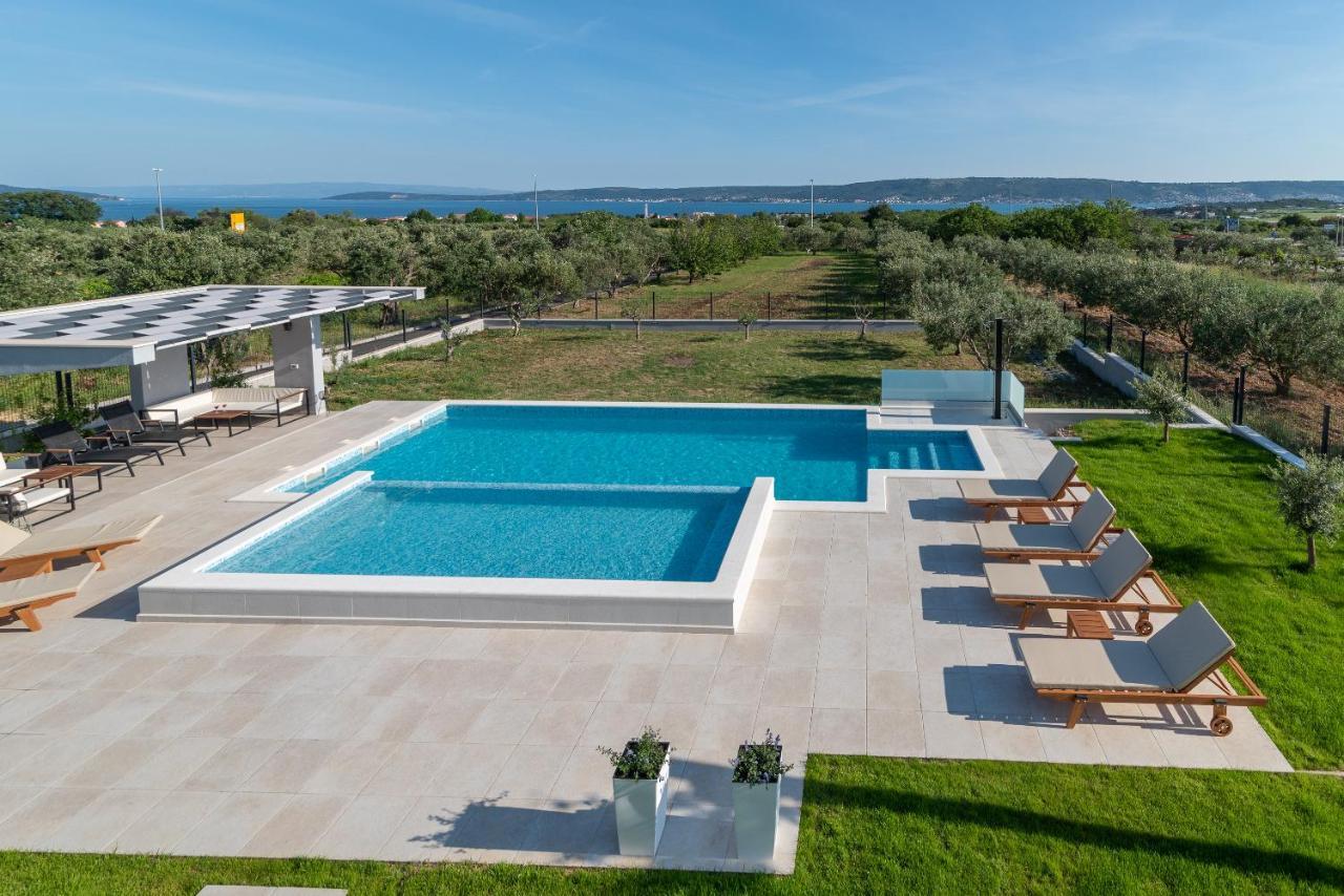 Vitis Villa Kastel Novi Exterior photo