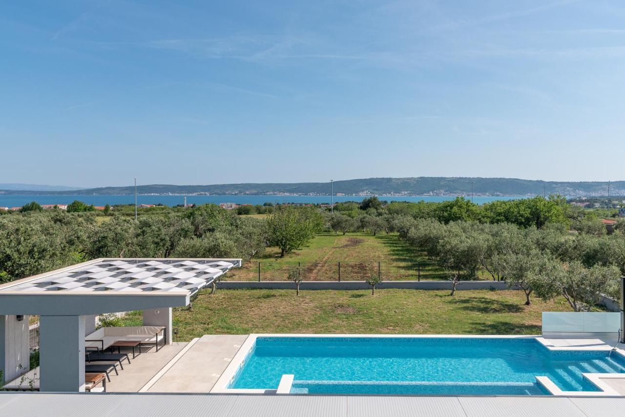 Vitis Villa Kastel Novi Exterior photo