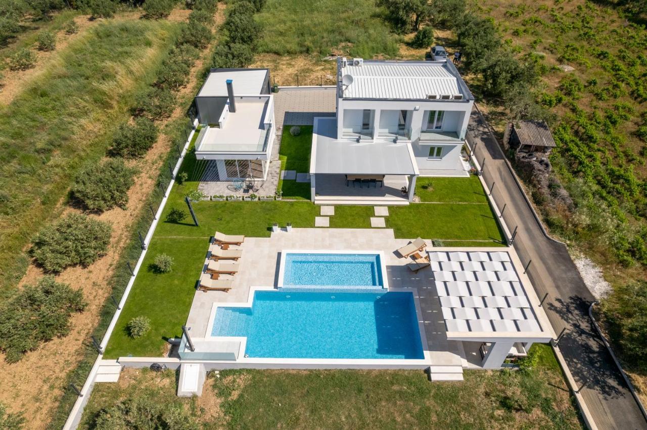 Vitis Villa Kastel Novi Exterior photo