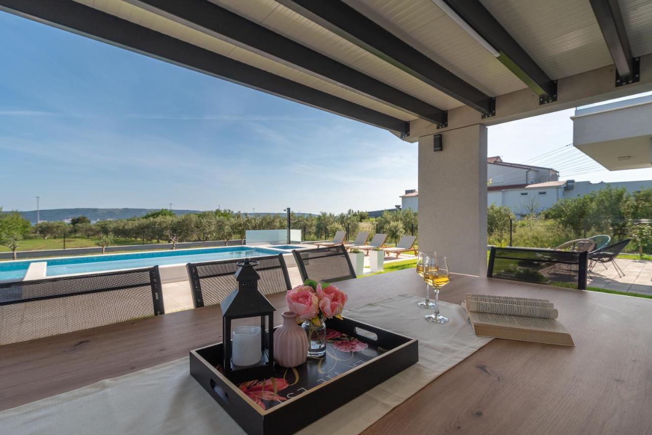 Vitis Villa Kastel Novi Exterior photo
